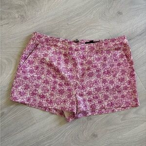Floral shorts with pockets